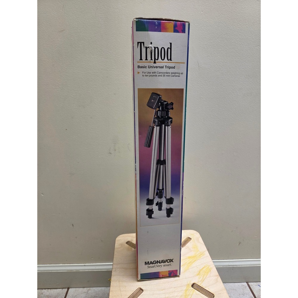 Magnavox MTRI 100 Basic Universal Tripod‎ for Camcorders and 35mm Cameras New